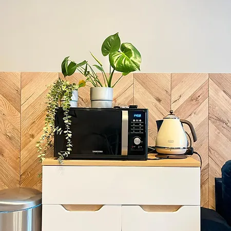 Comfy With Cinema Projector, Cracow's Heart * Cracóvia