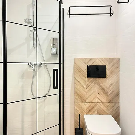 Comfy With Cinema Projector, Cracow's Heart * 克拉科夫